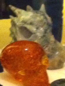 Kristallen schedelmeditatie, Kristallen schedels, reiniging en transformatie, veld van schedels, Feliz , schedel van geperst amber