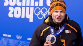 PLOEGEN ACTERVOLGING, GOUD, OLYMPISCHE SPELEN 2014, dames en heren goud, gouden medaille nederland