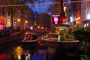 Wallen, Amsterdam, red light district Amsterdam, ouwehoeren, prostitutie, raamprostitutie, 
