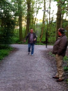 Tambour-maître, Band of Liberation, Leiden, oefenen in Het Leidse Hout, Tambour-maître stok