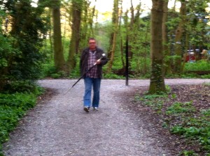 Tambour-maître, Band of Liberation, Leiden, oefenen in Het Leidse Hout, Tambour-maître stok