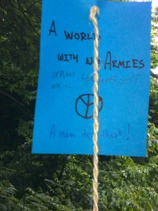 A WORLD WITH NO ARMIES, Wensboom, Oosterpark, Amsterdam, april 2014