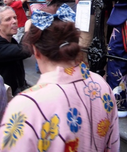 vrouw in kimono, Japan, traditioneel, kimono parade