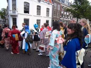 vrouw in kimono, Japan, traditioneel, kimono parade