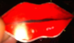 WENSDOOS, PLEISTER IN DE VORM VAN EEN MOND, RODE LIPPEN, kus