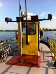 , veerpont,veertje Zijldijk, Warmond, knappe man