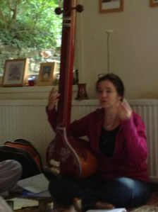 DHRUPAD, Raga, klassieke Indiase zang, DHRUPAD, Raga, klassieke Indiase zang, Marianne Svazek, woman in Dhrupad