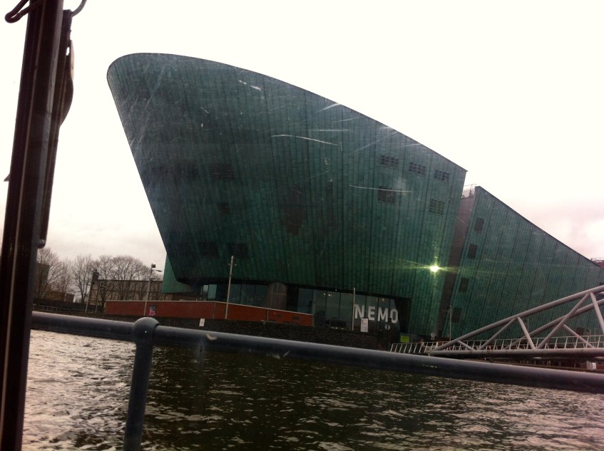 boottocht over het IJ, Speeddaten op het IJ, feestelijke boottocht, Architectuurtours Amsterdam