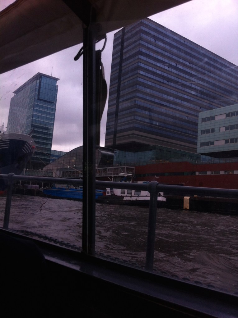 boottocht over het IJ, Speeddaten op het IJ, feestelijke boottocht, Architectuurtours Amsterdam