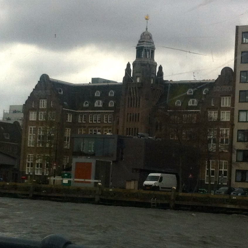 boottocht over het IJ, Speeddaten op het IJ, feestelijke boottocht, Architectuurtours Amsterdam