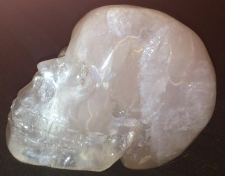 schedel van rozenkwarts