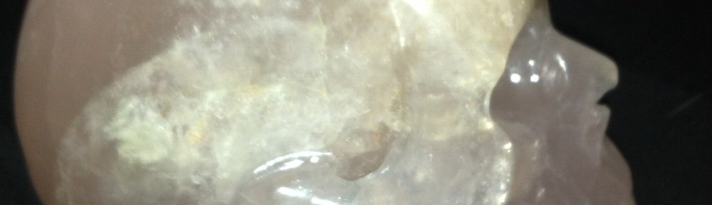 schedel van rozenkwarts