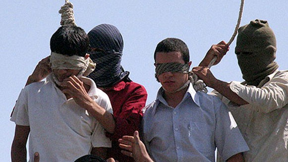 homovervolging iran, homo's opgehangen