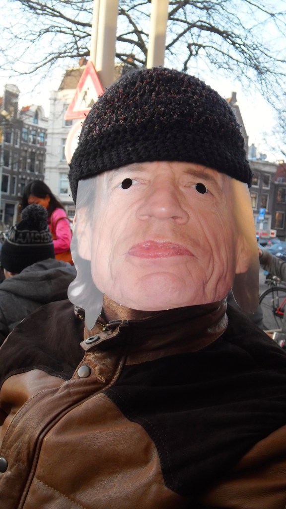 man met masker, mannen met masker, Freddy Mercuri, Mick Jagger, man met baard en masker, bril, gemaskerde mannen