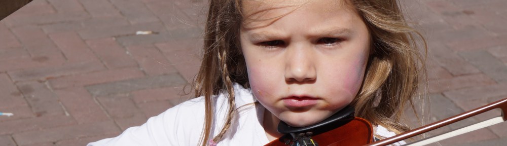 meisje met viool, koningsdag 2015, Leiden