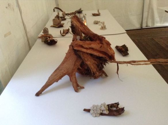 microben, Buitenkunst, kunstproject, microben van klei, klei objecten, 