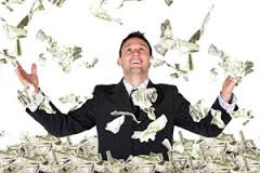 Meestal zijn ze niet zo knap, maar dat hoeft ook niet. Een man mag zo lelijk zijn als een aap zeggen ze in Indonesië. Als hij maar geld heeft......